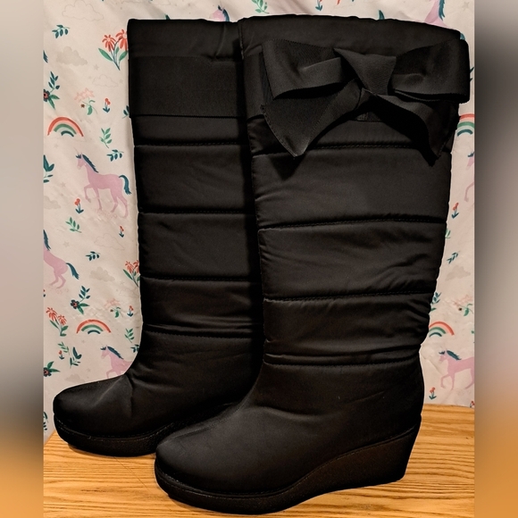 EUC Kate Spade Cagney Black Quilt Waterproof Casual Rain Snow Boot Shoe SZ 7 - Picture 1 of 8